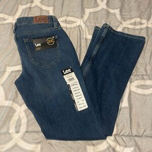 Lee Jeans Women’s Size 2 NWT